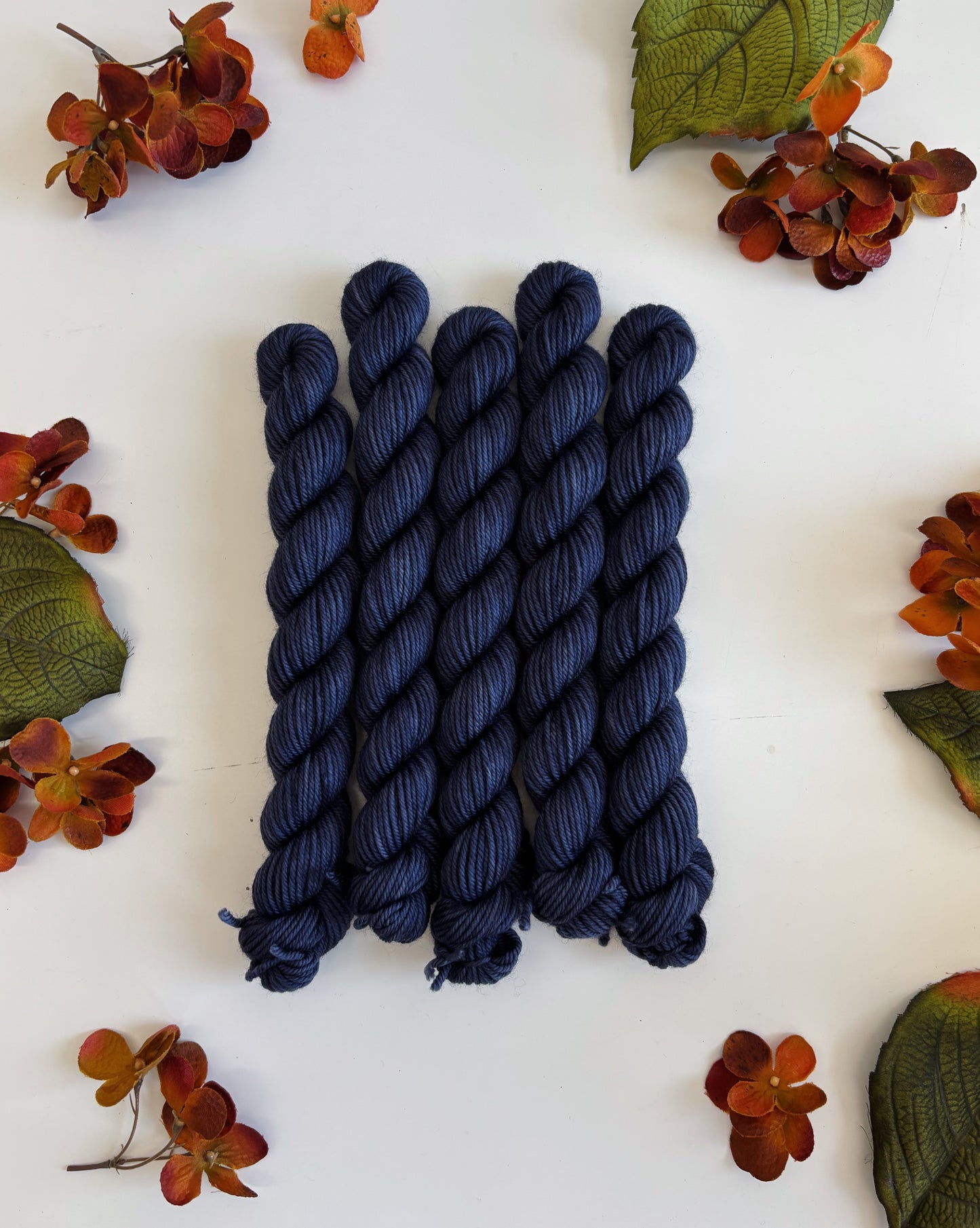 MINI SKEIN Color No. 81 Blueberry • Ready to Ship