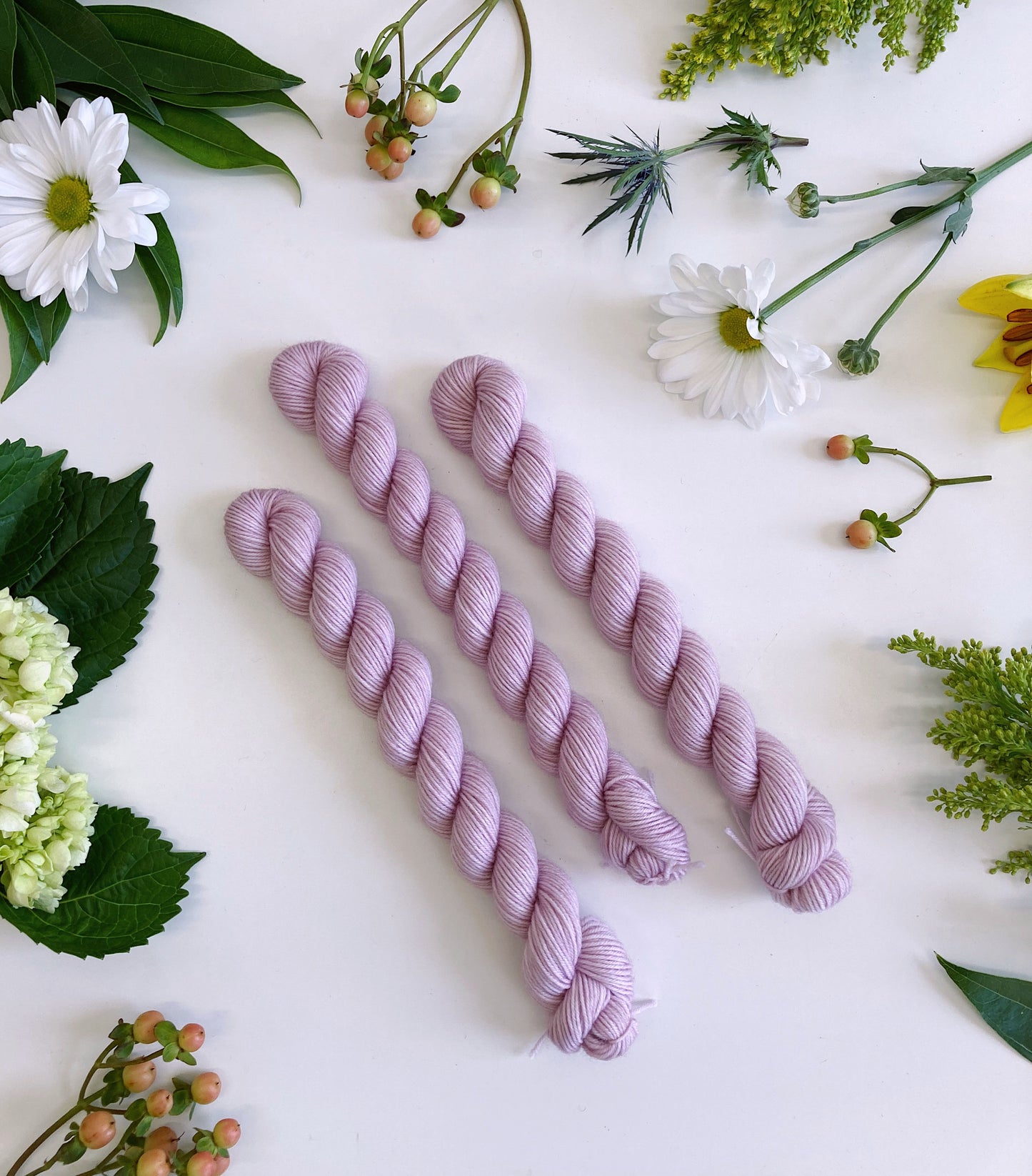 MINI SKEIN Color No. 50 Dusty Lavender