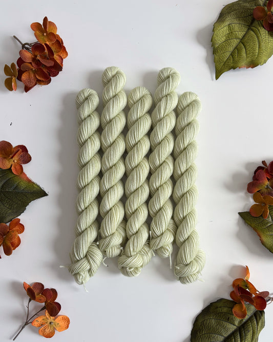 MINI SKEIN Color No. 13 Pistachio • Ready to Ship