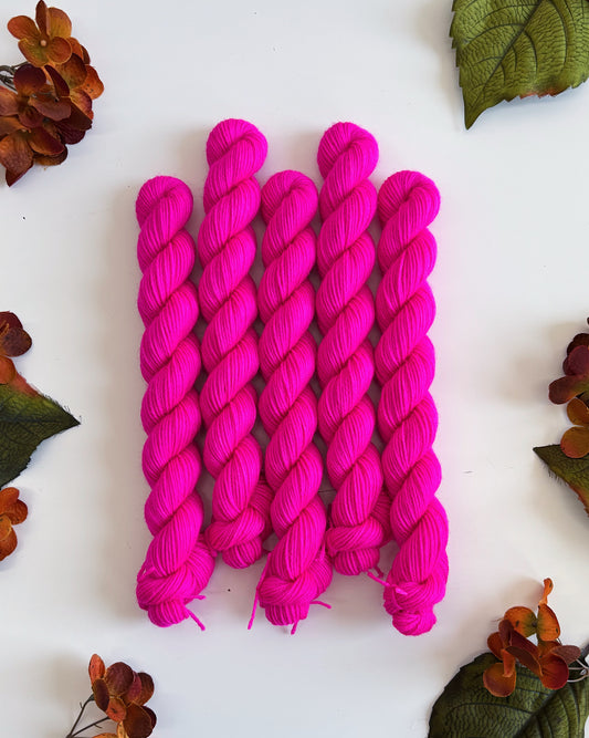 MINI SKEIN Color No. 27 Fuchsia • Ready to Ship