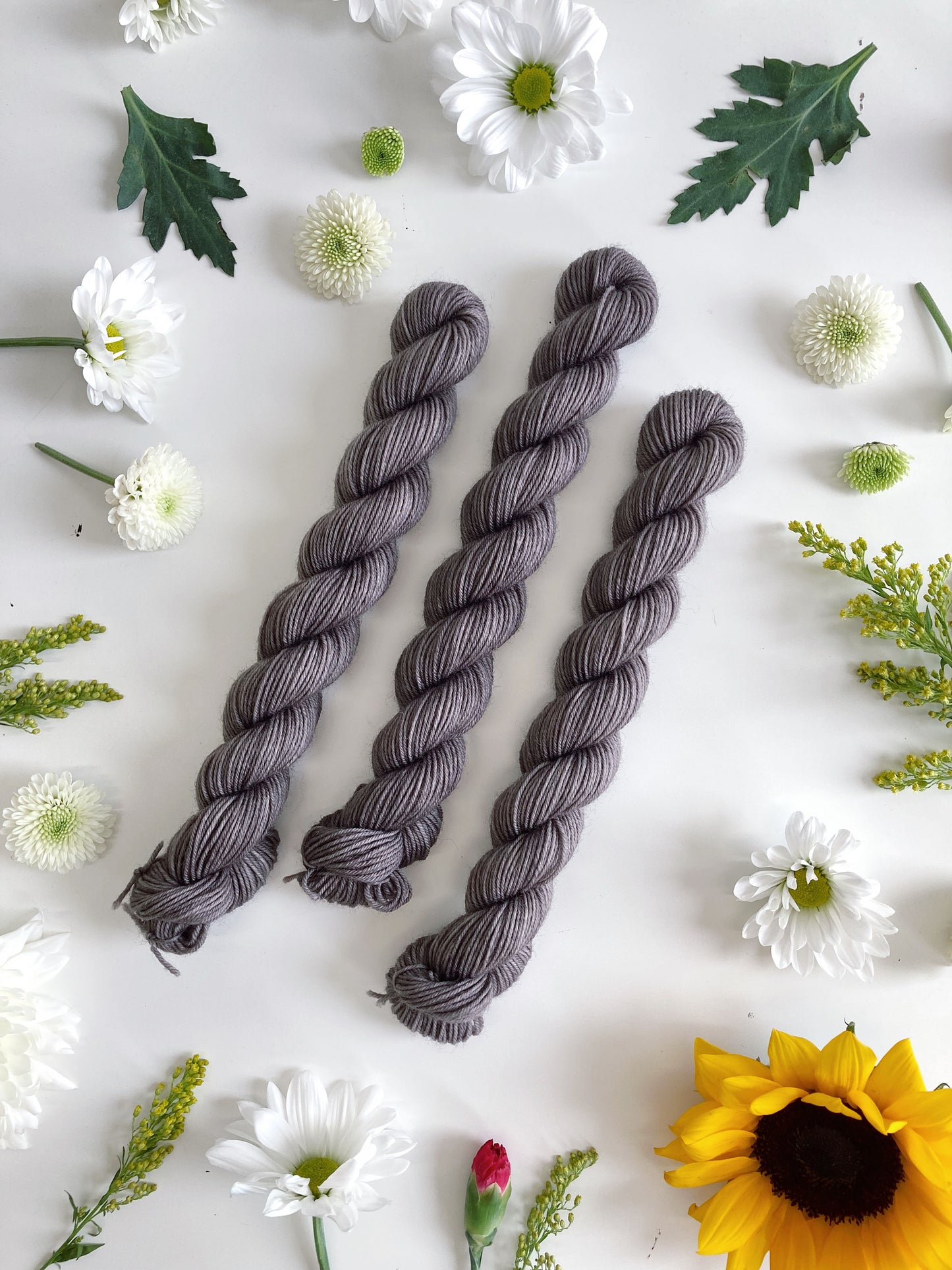 MINI SKEIN Color No. 29 Earthy Gray • Ready to Ship