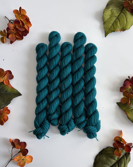 MINI SKEIN Color No. 20 Dark Teal • Ready to Ship