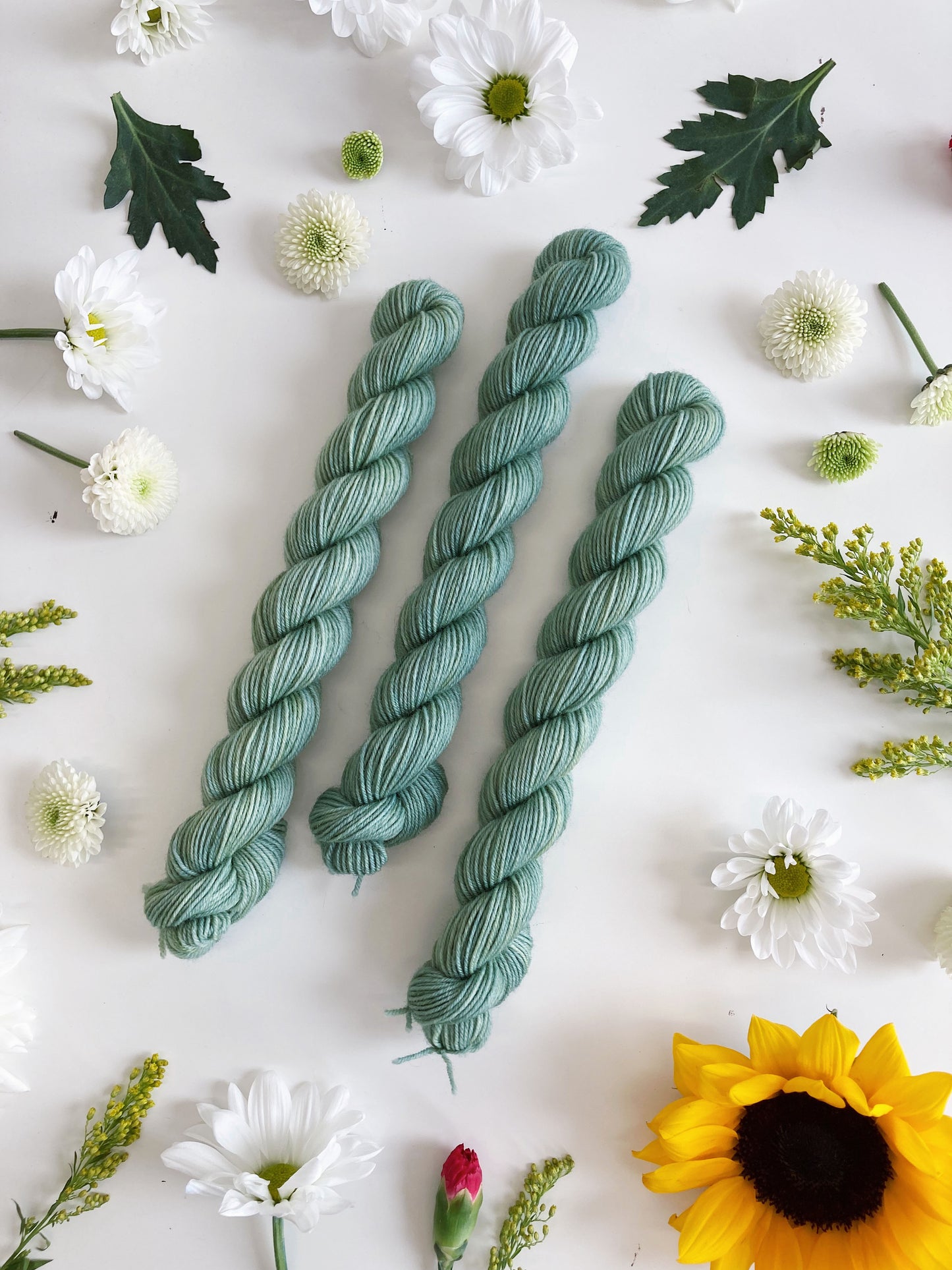 MINI SKEIN Color No. 39 Seafoam