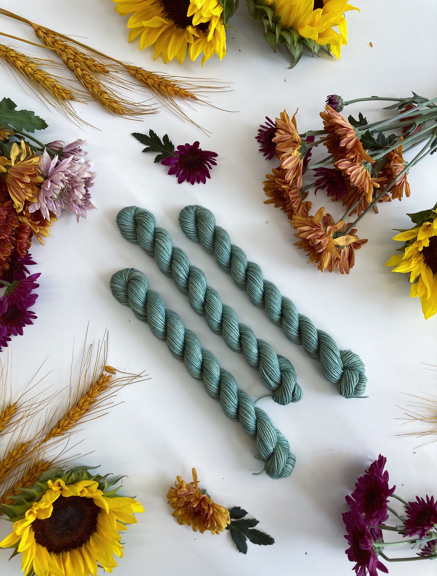 MINI SKEIN Color No. 39 Seafoam