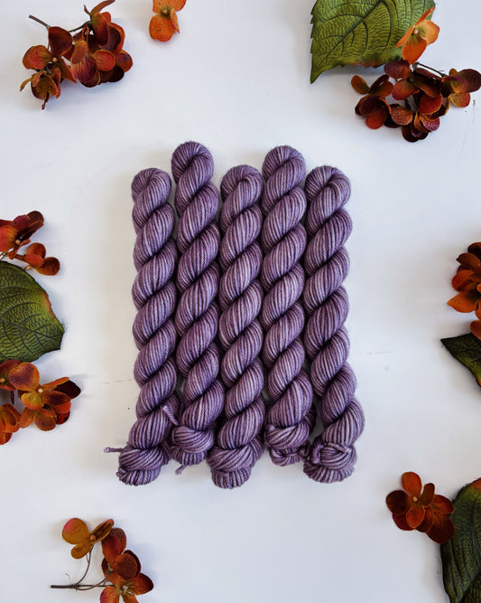 MINI SKEIN Color No. 61 Amethyst • Ready to Ship