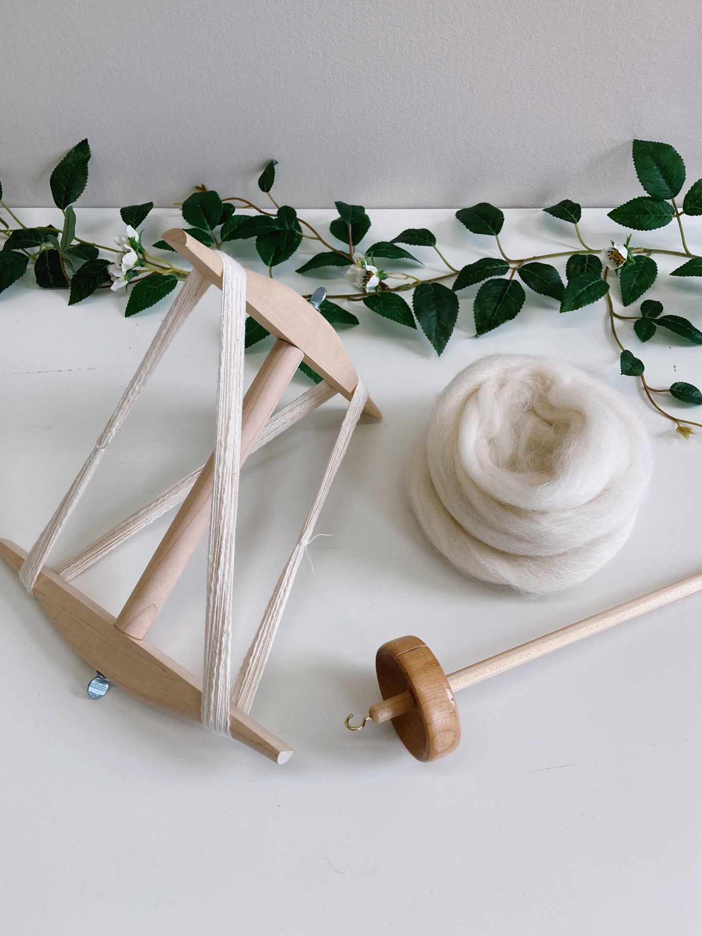 Complete Yarn Spinning Kit - Beginner's Drop Spindle Spinning Kit